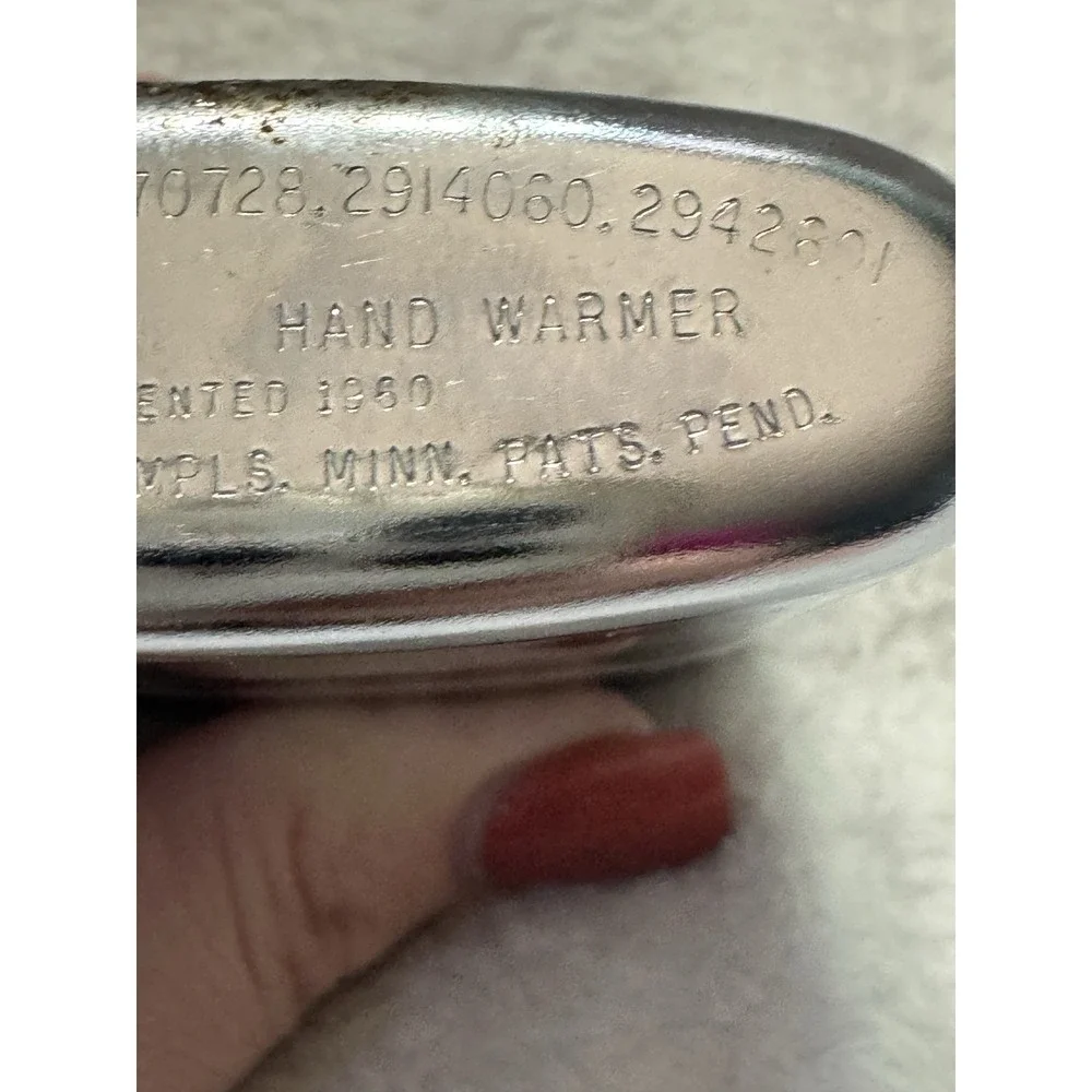 Vintage Jon-e‎ Aladdin Hand Warmer Chrome Pocket Heater Pat 1960 Camping Hunting